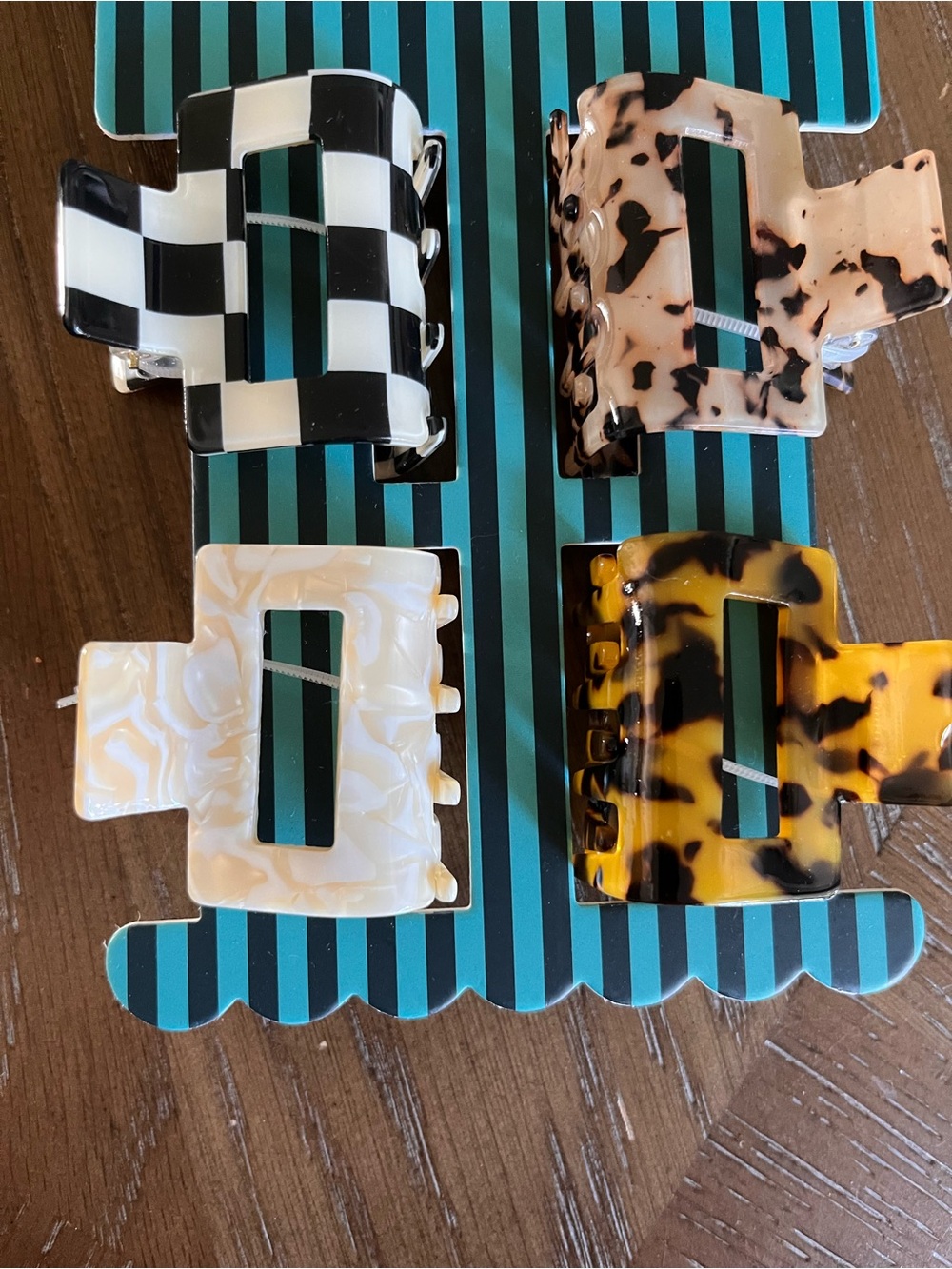 4 Square Hair Clips Set - Black, Cream, Tortoise, Pearl